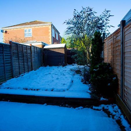 Oasis Place Northampton Exterior foto